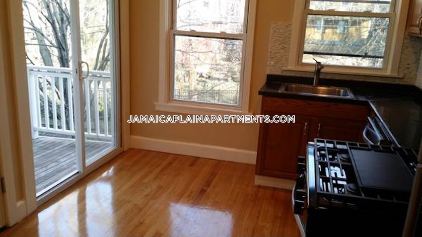 BOSTON - JAMAICA PLAIN - FOREST HILLS - 3 Beds, 1 Bath - Image 41