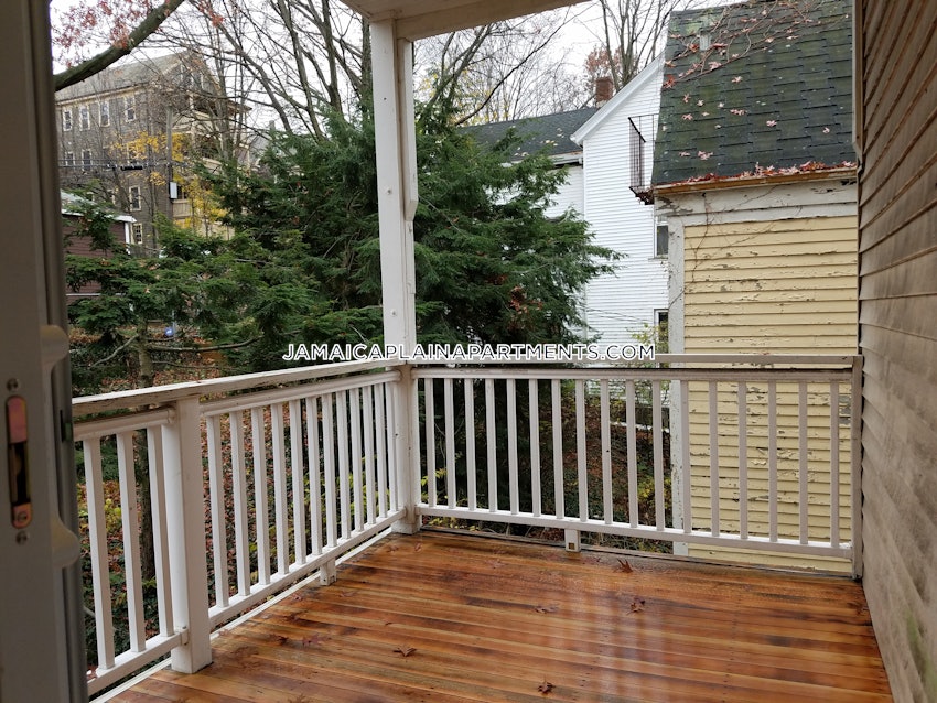 BOSTON - JAMAICA PLAIN - FOREST HILLS - 3 Beds, 1 Bath - Image 23