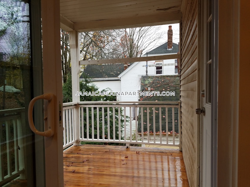 BOSTON - JAMAICA PLAIN - FOREST HILLS - 3 Beds, 1 Bath - Image 13