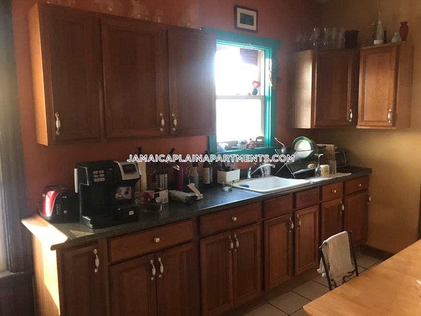 BOSTON - JAMAICA PLAIN - HYDE SQUARE - 3 Beds, 1 Bath - Image 2