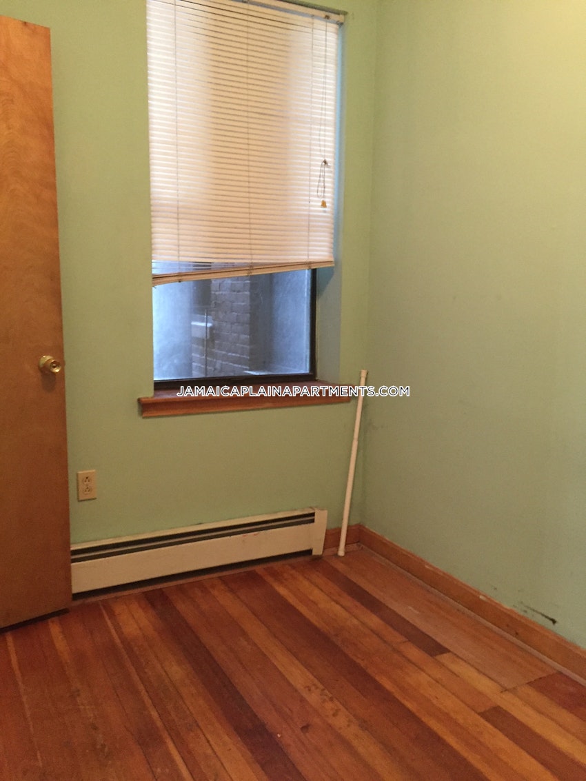 BOSTON - JAMAICA PLAIN - HYDE SQUARE - 1 Bed, 1 Bath - Image 11