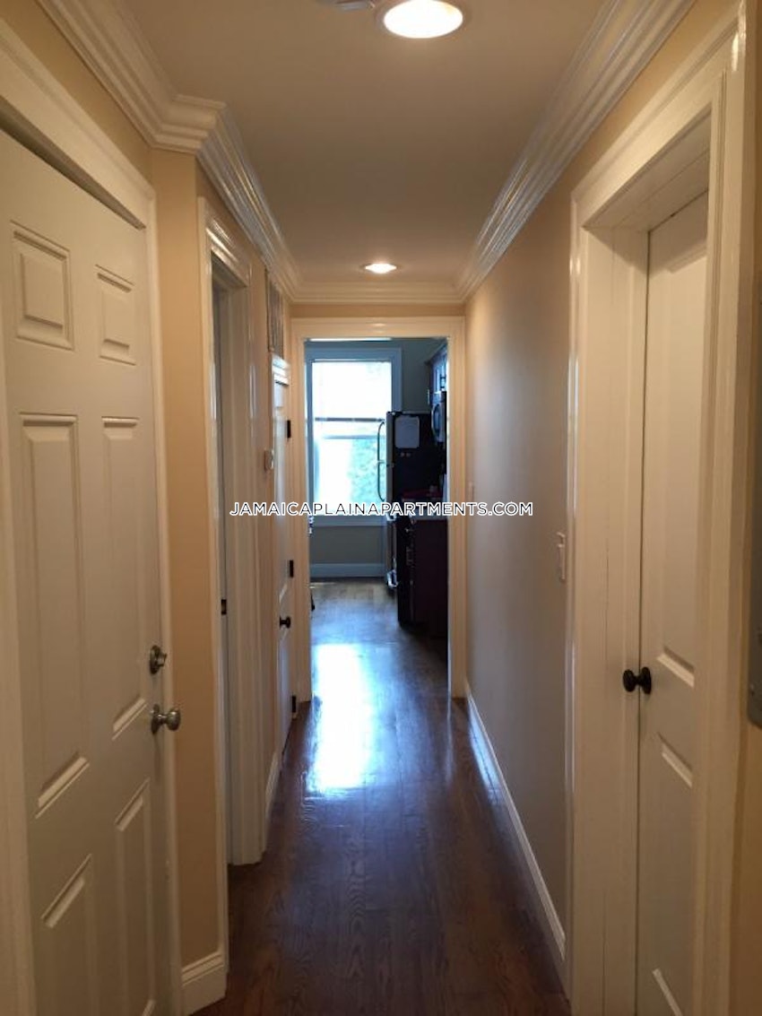 BOSTON - JAMAICA PLAIN - HYDE SQUARE - 3 Beds, 1 Bath - Image 10