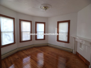 Boston - 3 Beds, 1 Baths