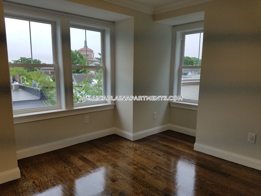 BOSTON - JAMAICA PLAIN - JACKSON SQUARE - 3 Beds, 2 Baths - Image 20