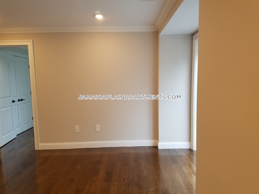 BOSTON - JAMAICA PLAIN - JACKSON SQUARE - 3 Beds, 2 Baths - Image 15