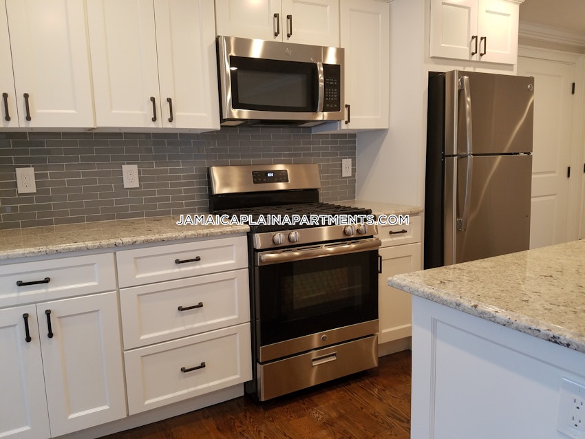 BOSTON - JAMAICA PLAIN - JACKSON SQUARE - 3 Beds, 2 Baths - Image 1