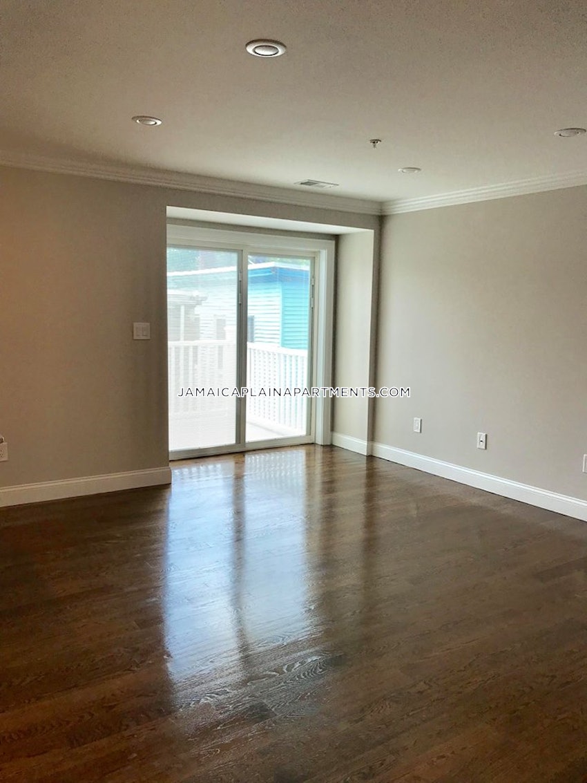 BOSTON - JAMAICA PLAIN - JACKSON SQUARE - 3 Beds, 2 Baths - Image 8