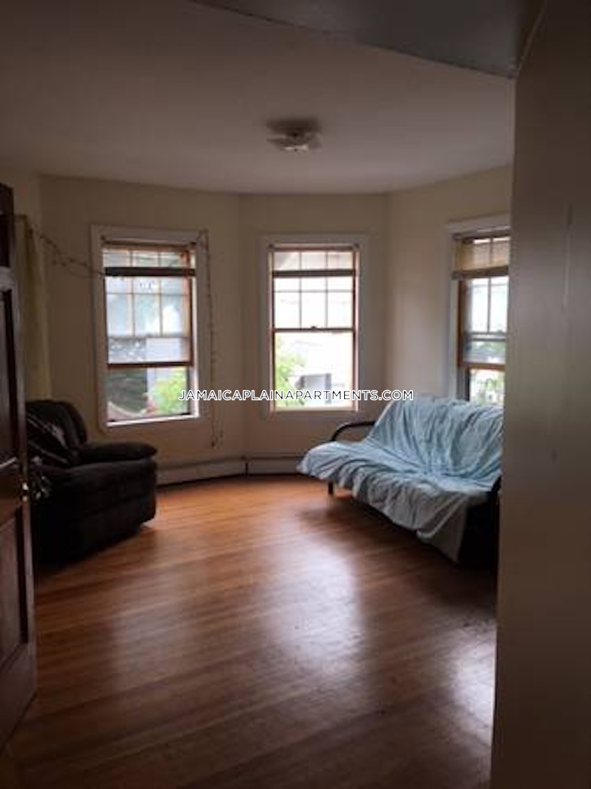 BOSTON - JAMAICA PLAIN - JACKSON SQUARE - 3 Beds, 1 Bath - Image 1