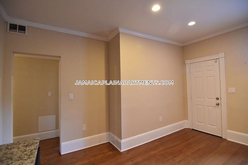 BOSTON - JAMAICA PLAIN - JACKSON SQUARE - 3 Beds, 1 Bath - Image 47