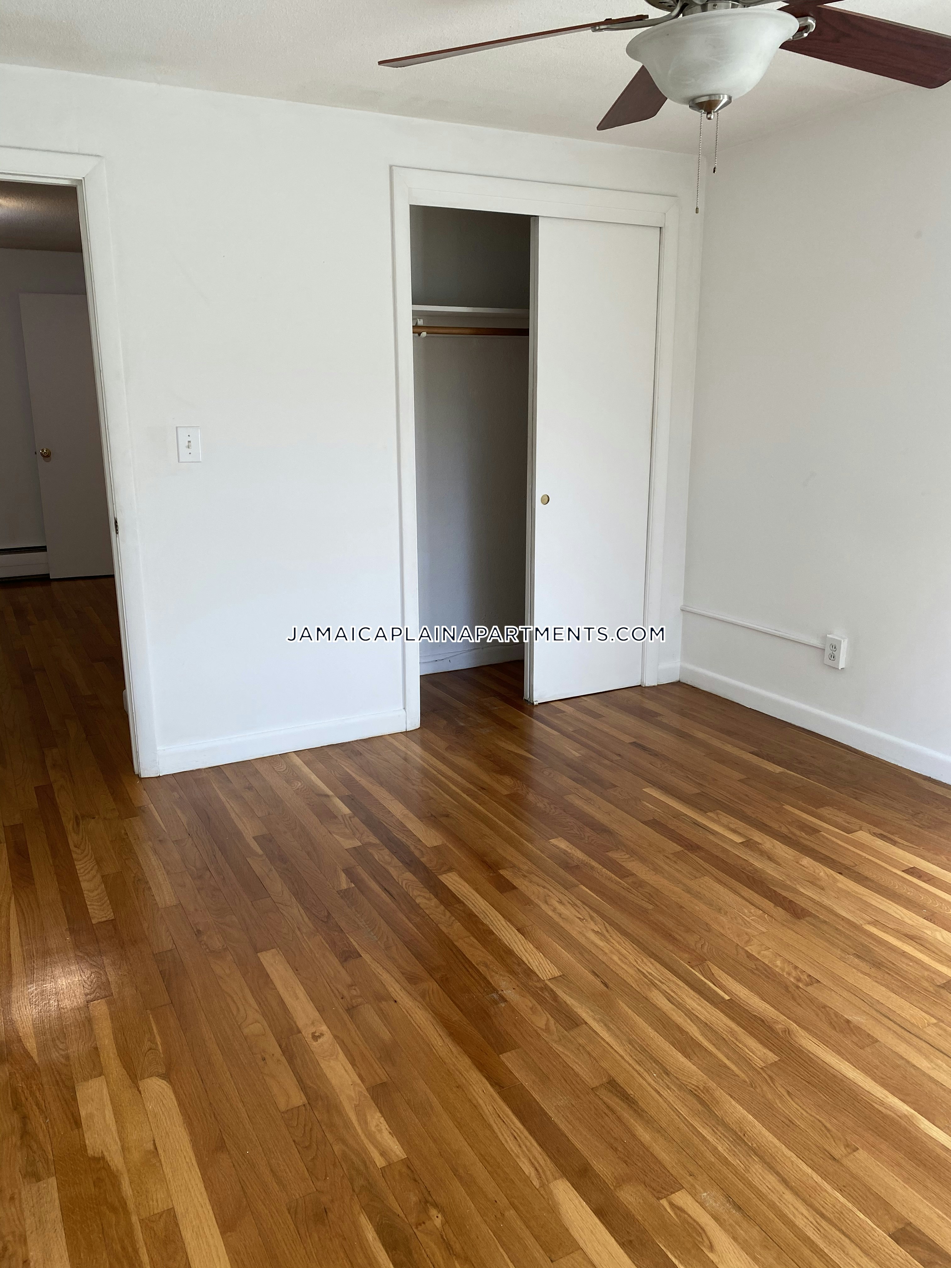 Jamaica Plain 1 Bed 1 Bath in Jamaica Plain Boston 2,400
