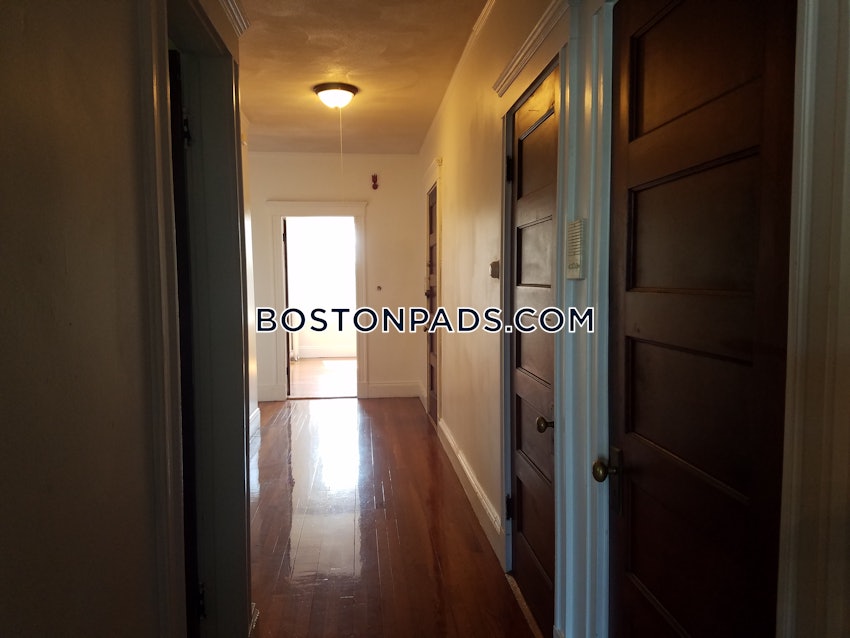 BOSTON - JAMAICA PLAIN - JAMAICA POND/PONDSIDE - 4 Beds, 1 Bath - Image 26