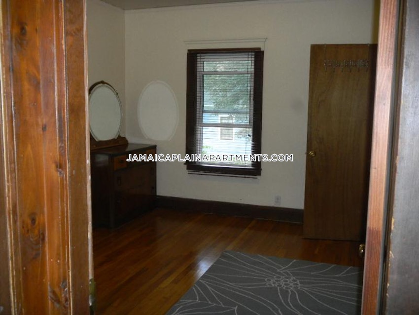 BOSTON - JAMAICA PLAIN - STONY BROOK - 3 Beds, 1 Bath - Image 16