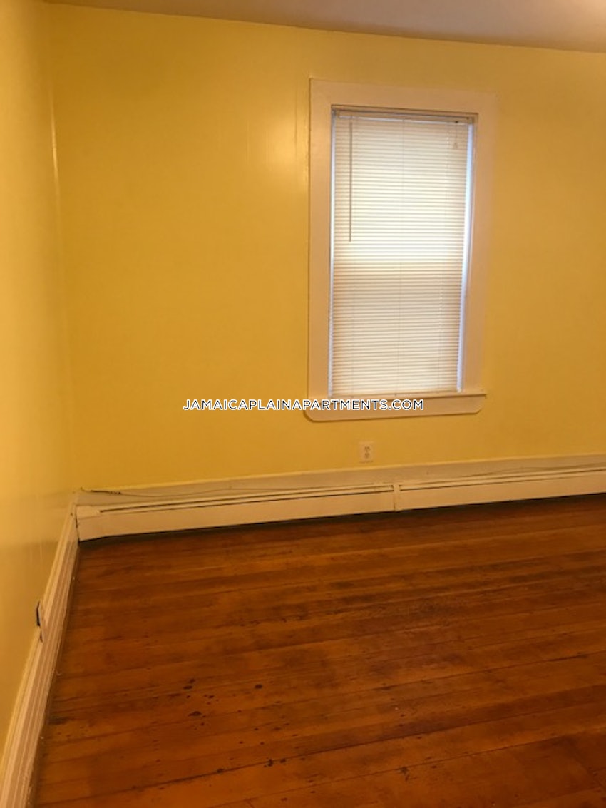 BOSTON - JAMAICA PLAIN - STONY BROOK - 2 Beds, 1 Bath - Image 12