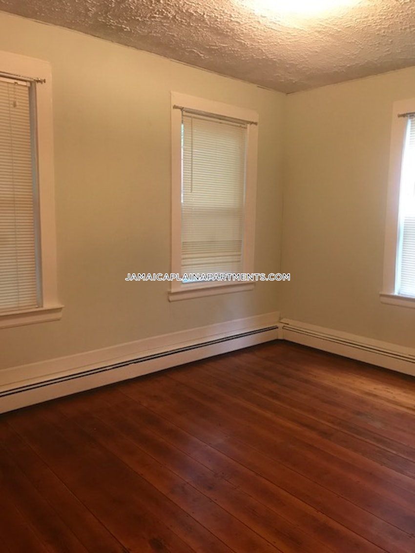 BOSTON - JAMAICA PLAIN - STONY BROOK - 2 Beds, 1 Bath - Image 5