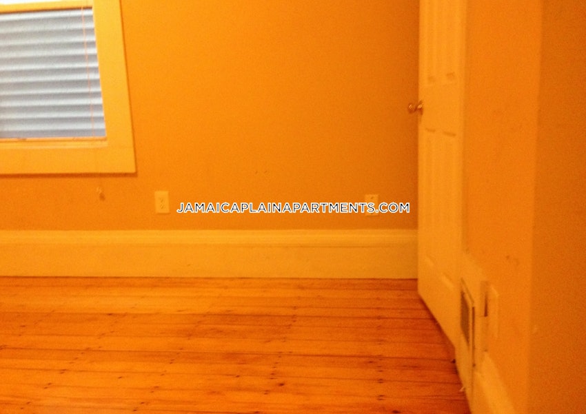 BOSTON - JAMAICA PLAIN - STONY BROOK - 4 Beds, 1 Bath - Image 110