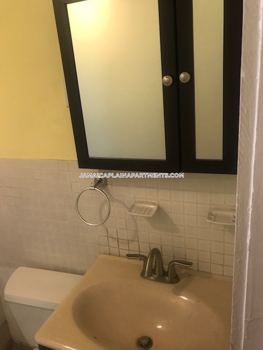 BOSTON - JAMAICA PLAIN - STONY BROOK - 3 Beds, 1 Bath - Image 99