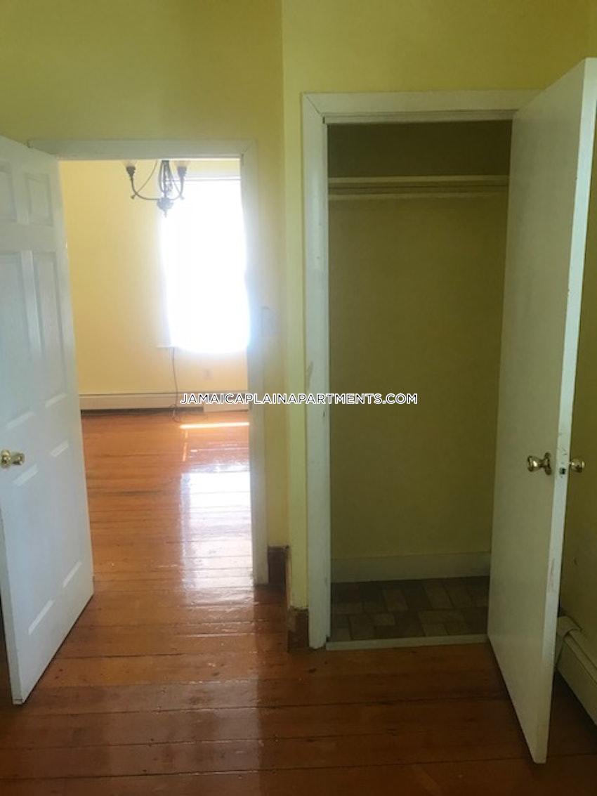 BOSTON - JAMAICA PLAIN - STONY BROOK - 3 Beds, 1 Bath - Image 52