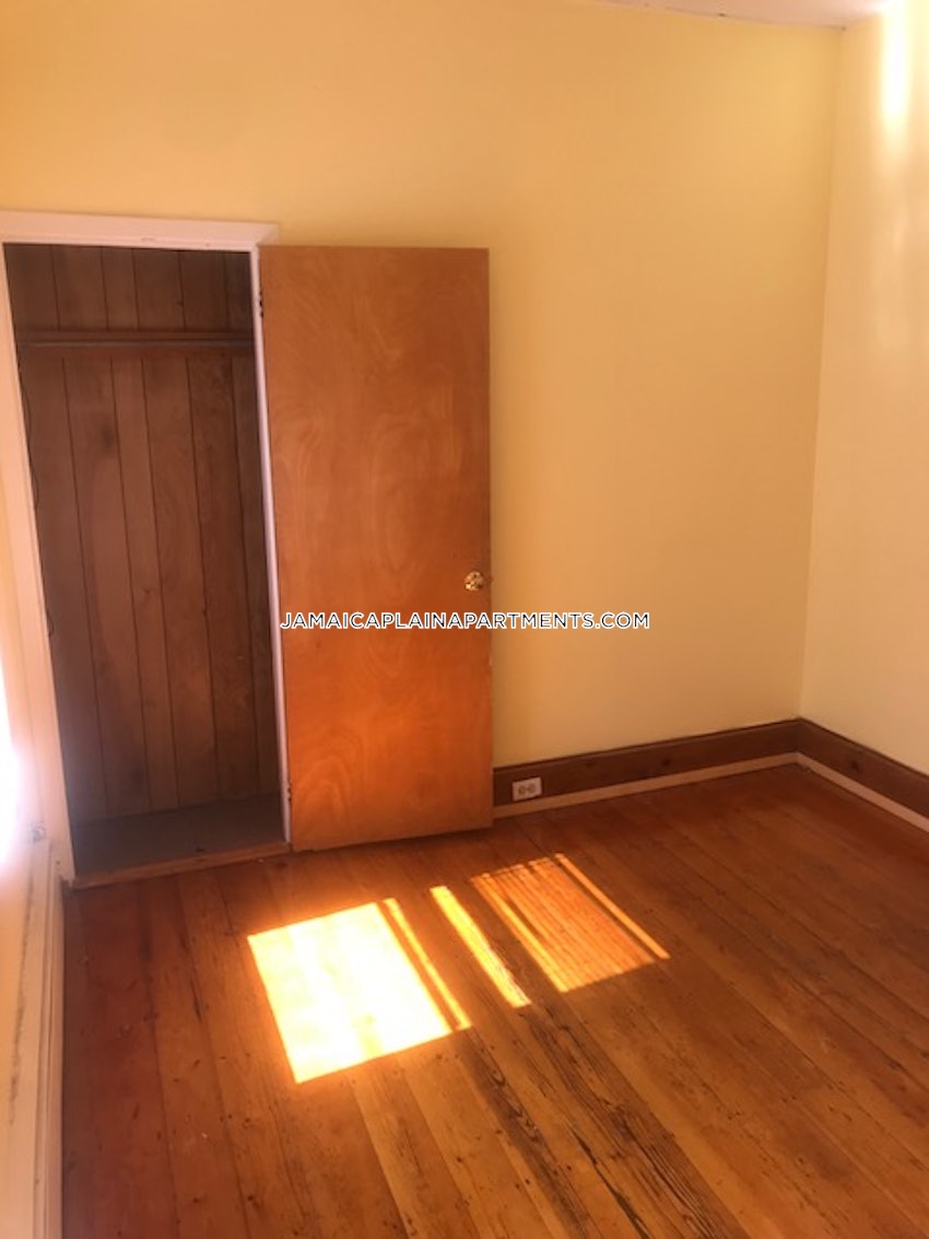 BOSTON - JAMAICA PLAIN - STONY BROOK - 3 Beds, 1 Bath - Image 47