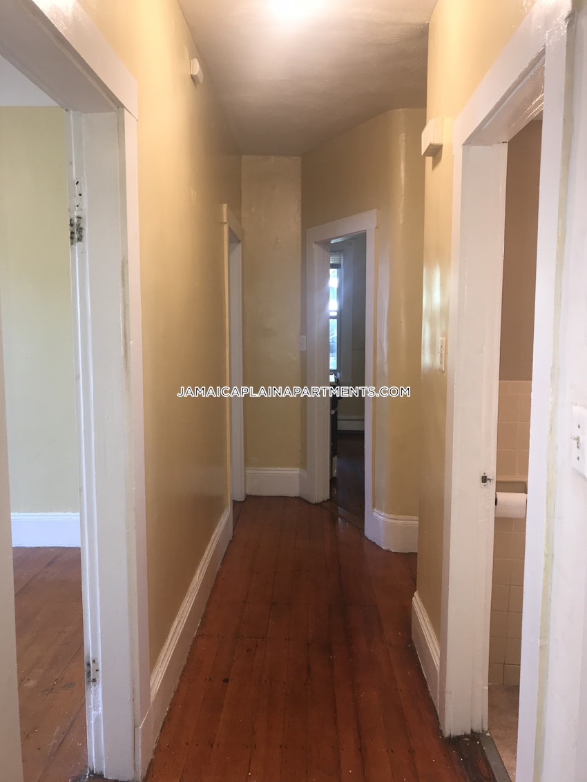 BOSTON - JAMAICA PLAIN - STONY BROOK - 3 Beds, 1 Bath - Image 32