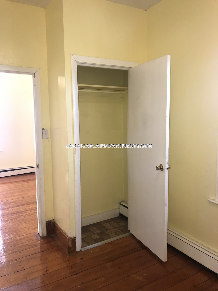 BOSTON - JAMAICA PLAIN - STONY BROOK - 3 Beds, 1 Bath - Image 41