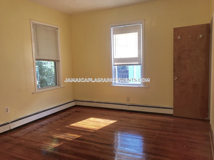 BOSTON - JAMAICA PLAIN - STONY BROOK - 3 Beds, 1 Bath - Image 15