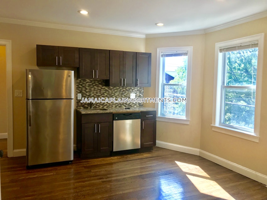 BOSTON - JAMAICA PLAIN - FOREST HILLS - 4 Beds, 2 Baths - Image 10