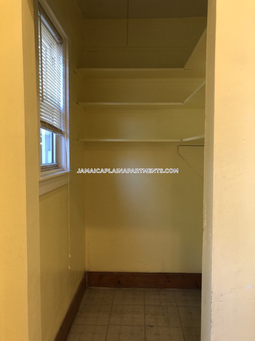 BOSTON - JAMAICA PLAIN - STONY BROOK - 3 Beds, 1 Bath - Image 16