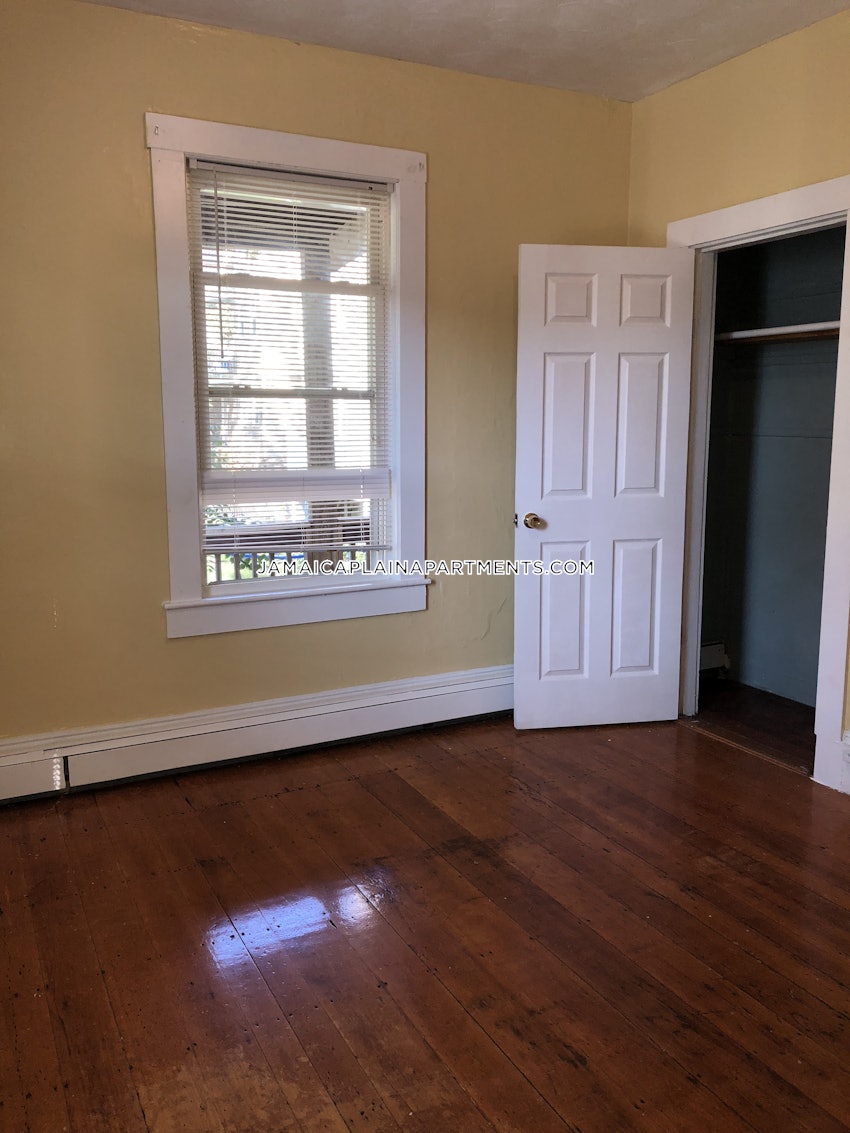 BOSTON - JAMAICA PLAIN - STONY BROOK - 3 Beds, 1 Bath - Image 25