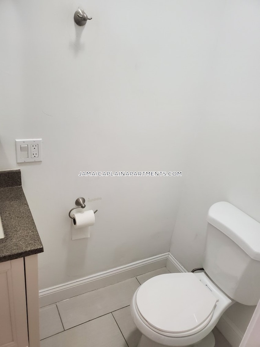 BOSTON - JAMAICA PLAIN - STONY BROOK - 4 Beds, 1.5 Baths - Image 61