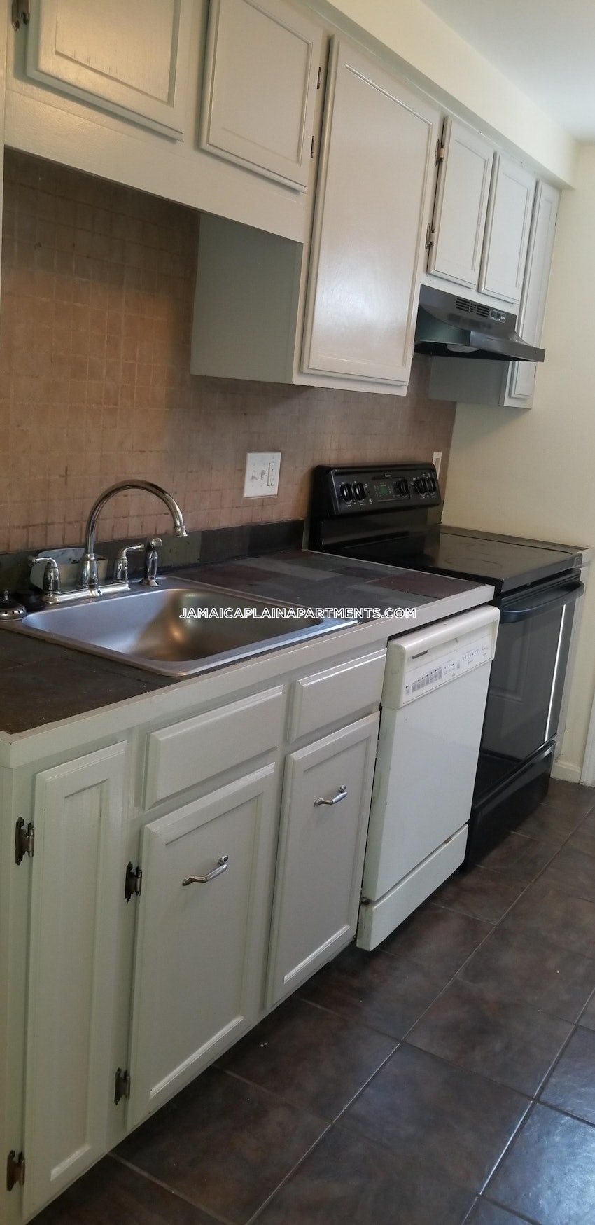 BOSTON - JAMAICA PLAIN - STONY BROOK - 2 Beds, 1 Bath - Image 24