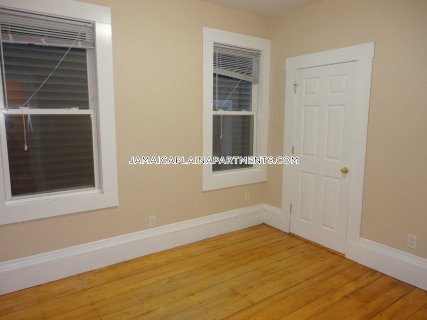 BOSTON - JAMAICA PLAIN - STONY BROOK - 4 Beds, 1 Bath - Image 30