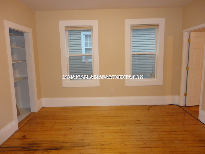 BOSTON - JAMAICA PLAIN - STONY BROOK - 4 Beds, 1 Bath - Image 28