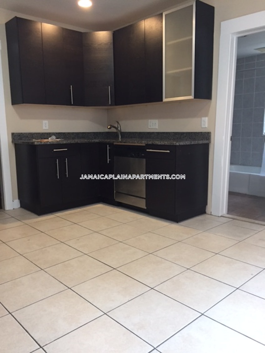 BOSTON - JAMAICA PLAIN - STONY BROOK - 4 Beds, 1 Bath - Image 3