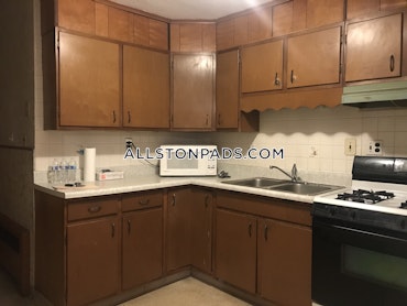 Boston - 3 Beds, 1 Baths