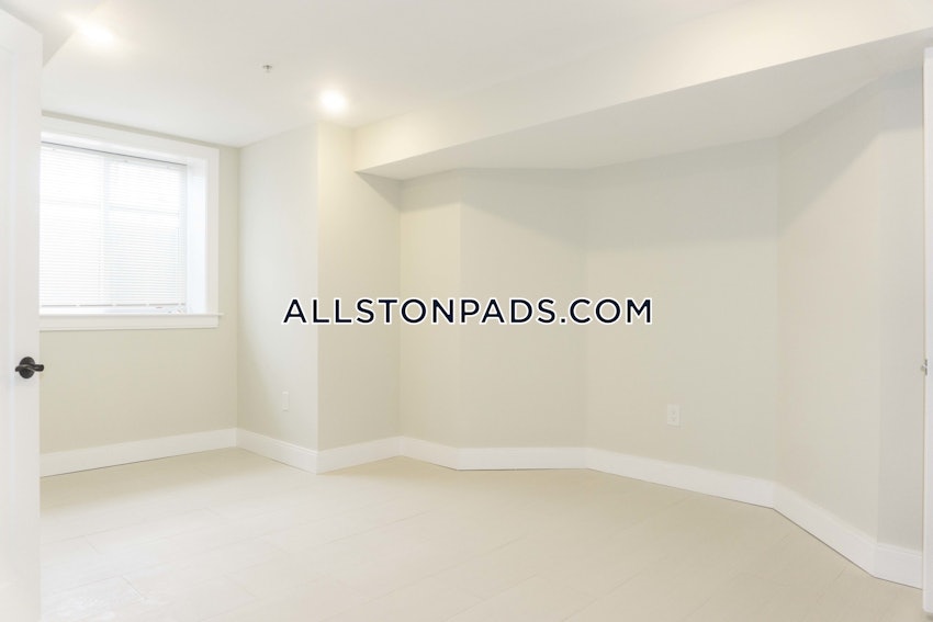 BOSTON - LOWER ALLSTON - 3 Beds, 2 Baths - Image 5