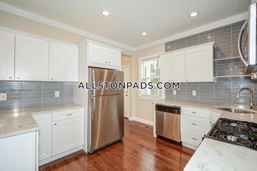 BOSTON - LOWER ALLSTON - 5 Beds, 3 Baths - Image 11