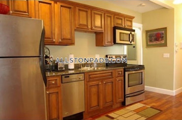 Boston - 2 Beds, 1 Baths