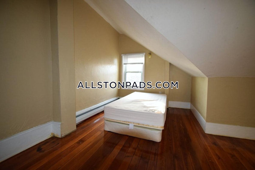 BOSTON - LOWER ALLSTON - 6 Beds, 2 Baths - Image 4