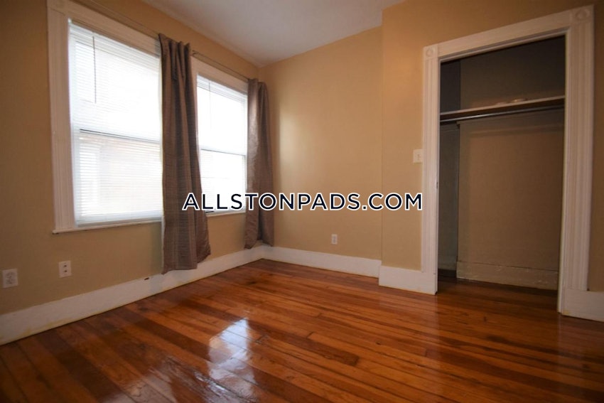 BOSTON - LOWER ALLSTON - 6 Beds, 2 Baths - Image 12