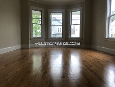 Boston - 1 Beds, 1 Baths