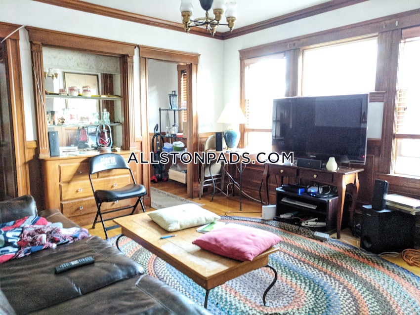 BOSTON - LOWER ALLSTON - 3 Beds, 1 Bath - Image 1