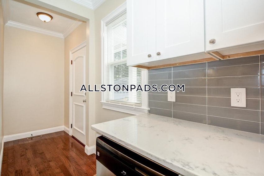 BOSTON - LOWER ALLSTON - 5 Beds, 3 Baths - Image 35