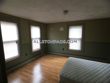 Boston - 3 Beds, 1 Baths