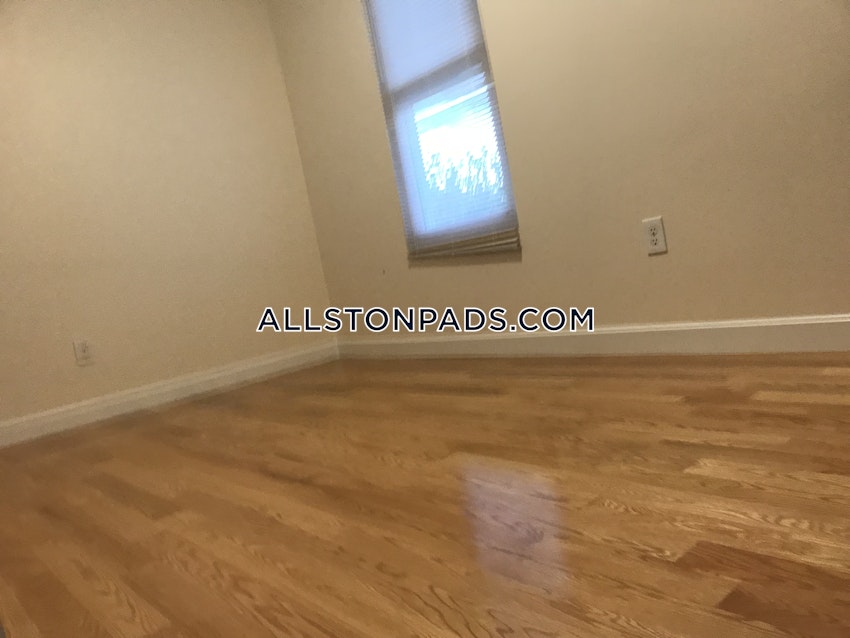 BOSTON - LOWER ALLSTON - 4 Beds, 2 Baths - Image 12