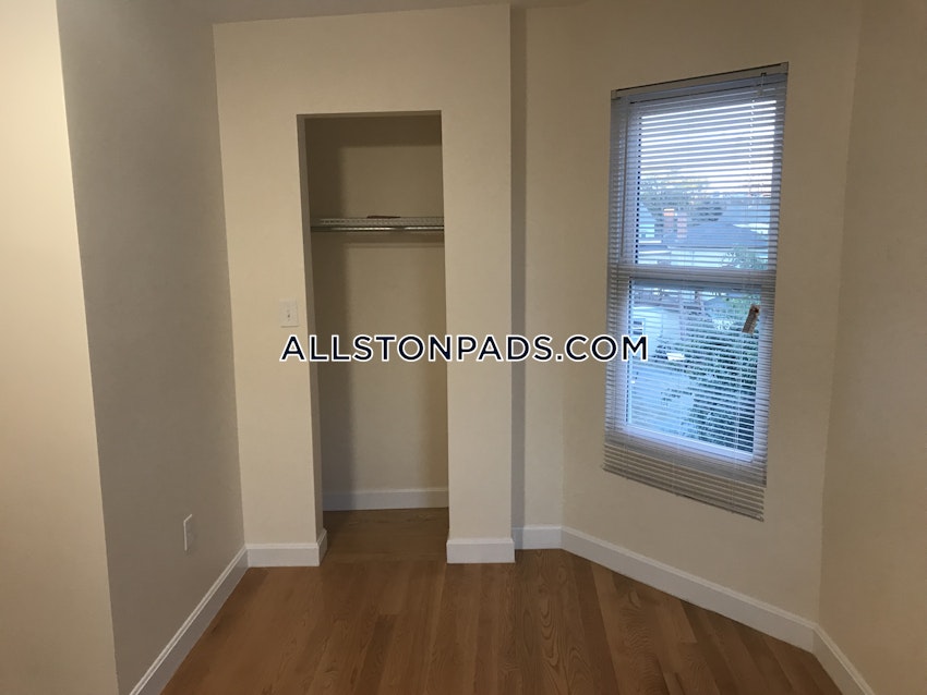 BOSTON - LOWER ALLSTON - 4 Beds, 2 Baths - Image 6