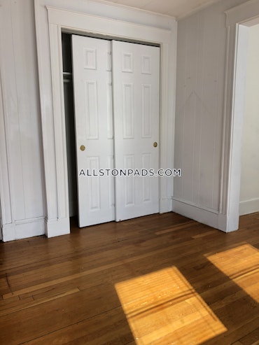 Boston - 2 Beds, 1 Baths