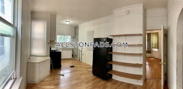 Boston - 5 Beds, 1.5 Baths