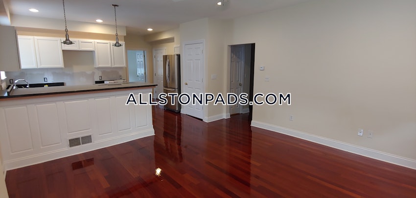 BOSTON - LOWER ALLSTON - 4 Beds, 2 Baths - Image 10