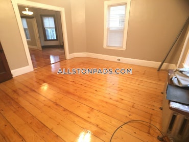 Boston - 1 Beds, 1 Baths