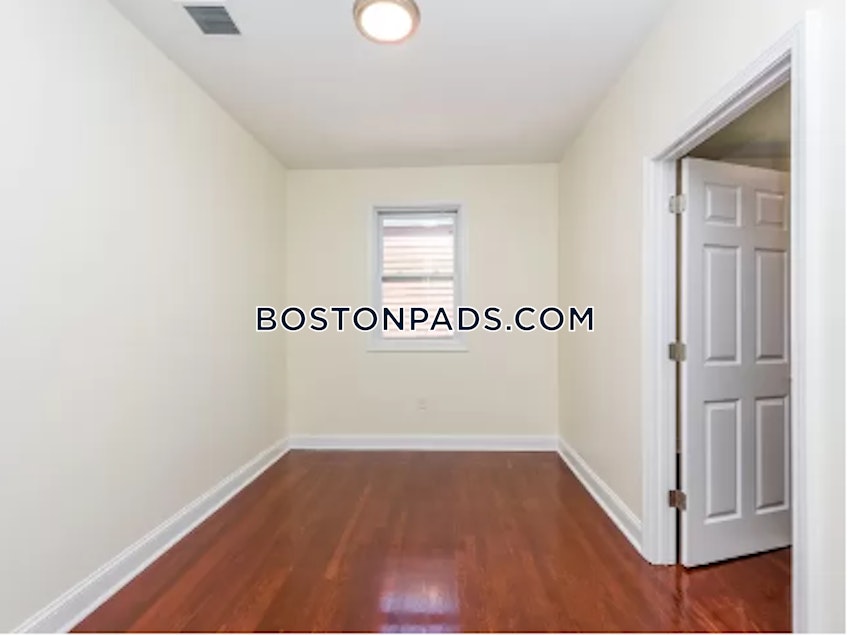 BOSTON - MATTAPAN - 3 Beds, 1 Bath - Image 7